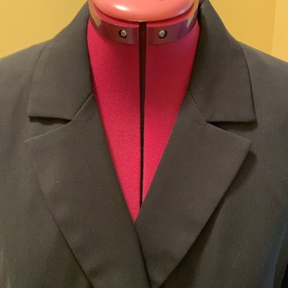 Jessica Petite Fitted Blazer 🔴 - Picture 3 of 11